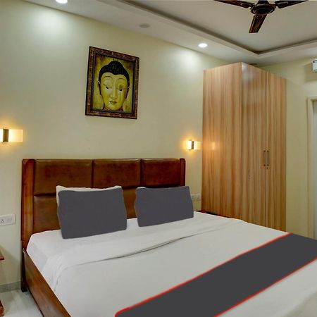 Flagship Santoshi Holiday Home 达波林 外观 照片
