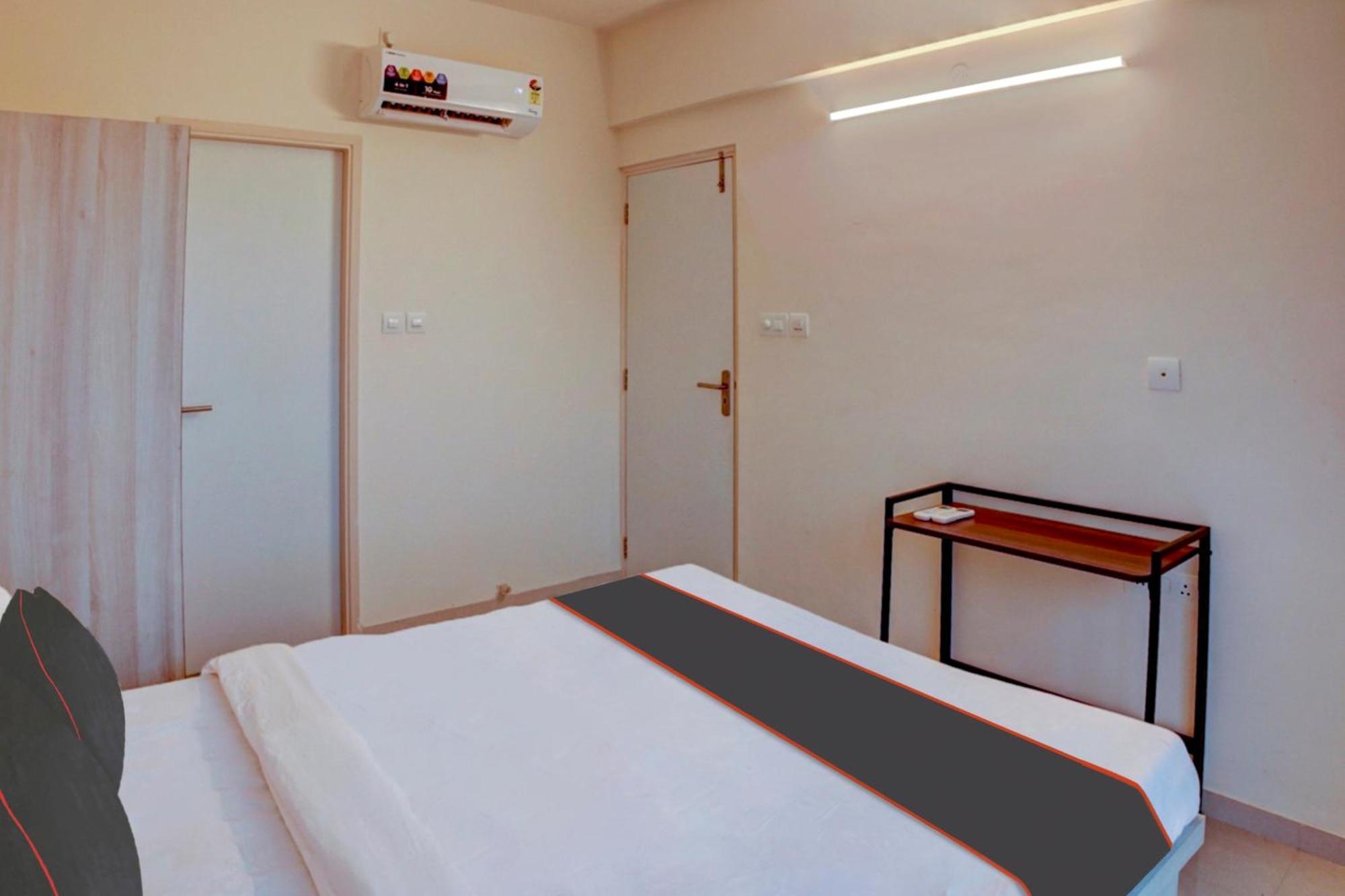 Flagship Santoshi Holiday Home 达波林 外观 照片