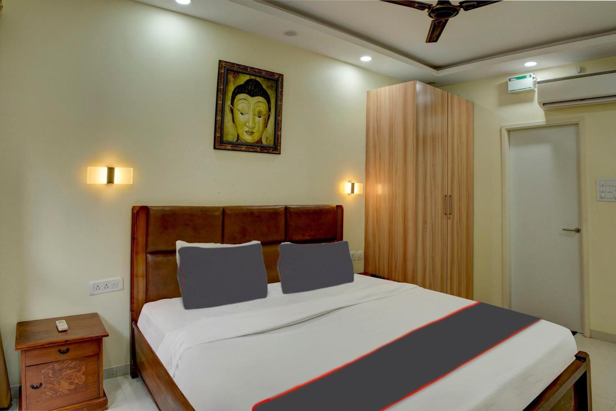 Flagship Santoshi Holiday Home 达波林 外观 照片