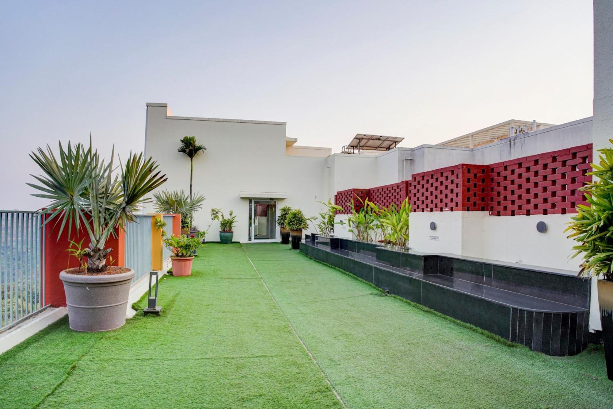 Flagship Santoshi Holiday Home 达波林 外观 照片